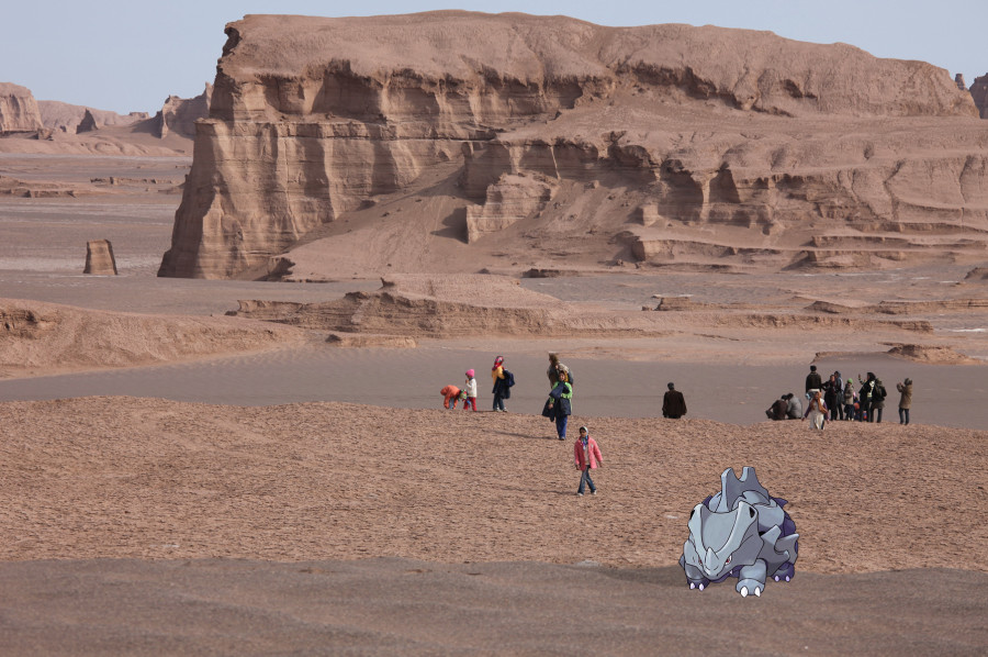 Iran_LutDesert_Rhyhorn