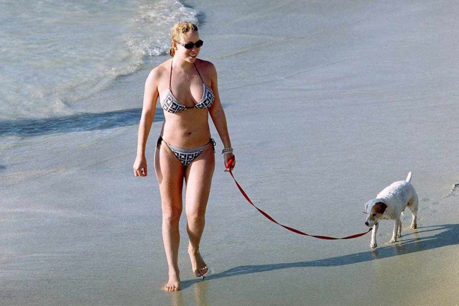 Mariah Carey dog vacation