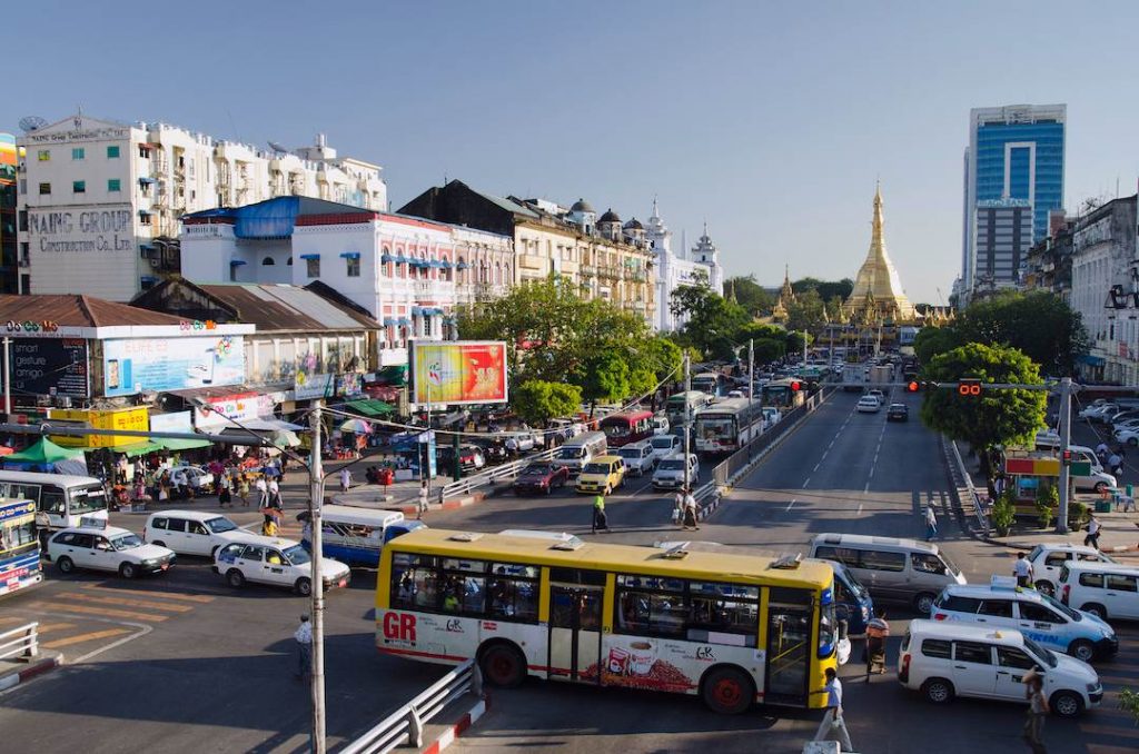 Traffic at Sule pagoda in Yangon city