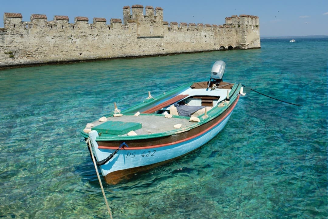 Spiaggia Giamaica- Best Italian Lakes You Can Swim in