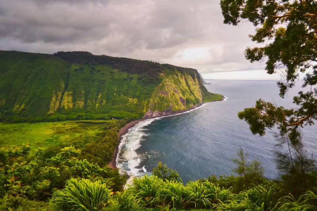 Beautiful view overlooking the Waipi'o Valley on the Big Island, Hawaii.